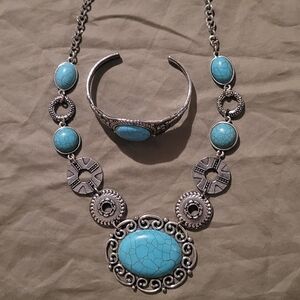 Southwest-style Costume Jewelry. Turquoise and Silver Necklace and Bracelet Set